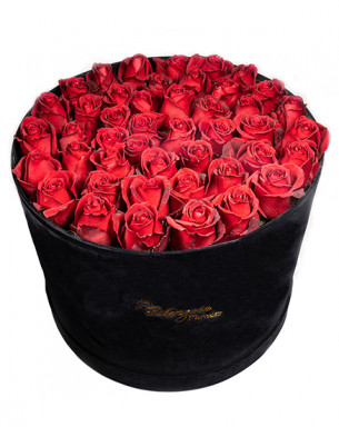 Büyük Silindir Kutuda Kırmızı Güller