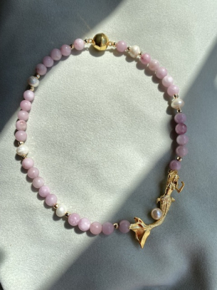 Deniz Kızı Kunzit Doğal Taş Kolye 